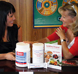Lynne with client and Nutritionals